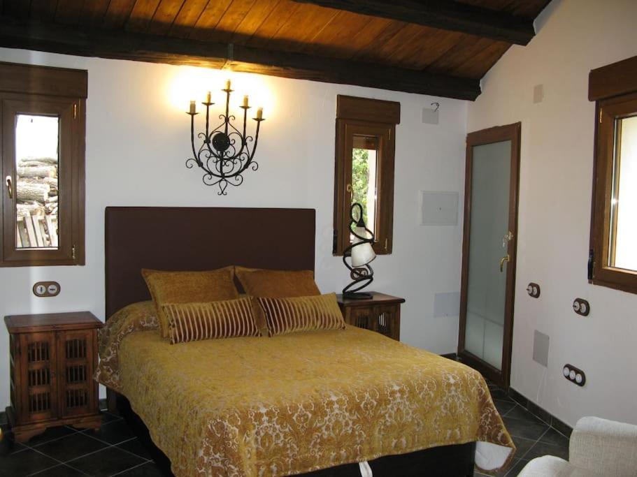Casa De Cucu Navaluenga Villa Ávila Exterior photo