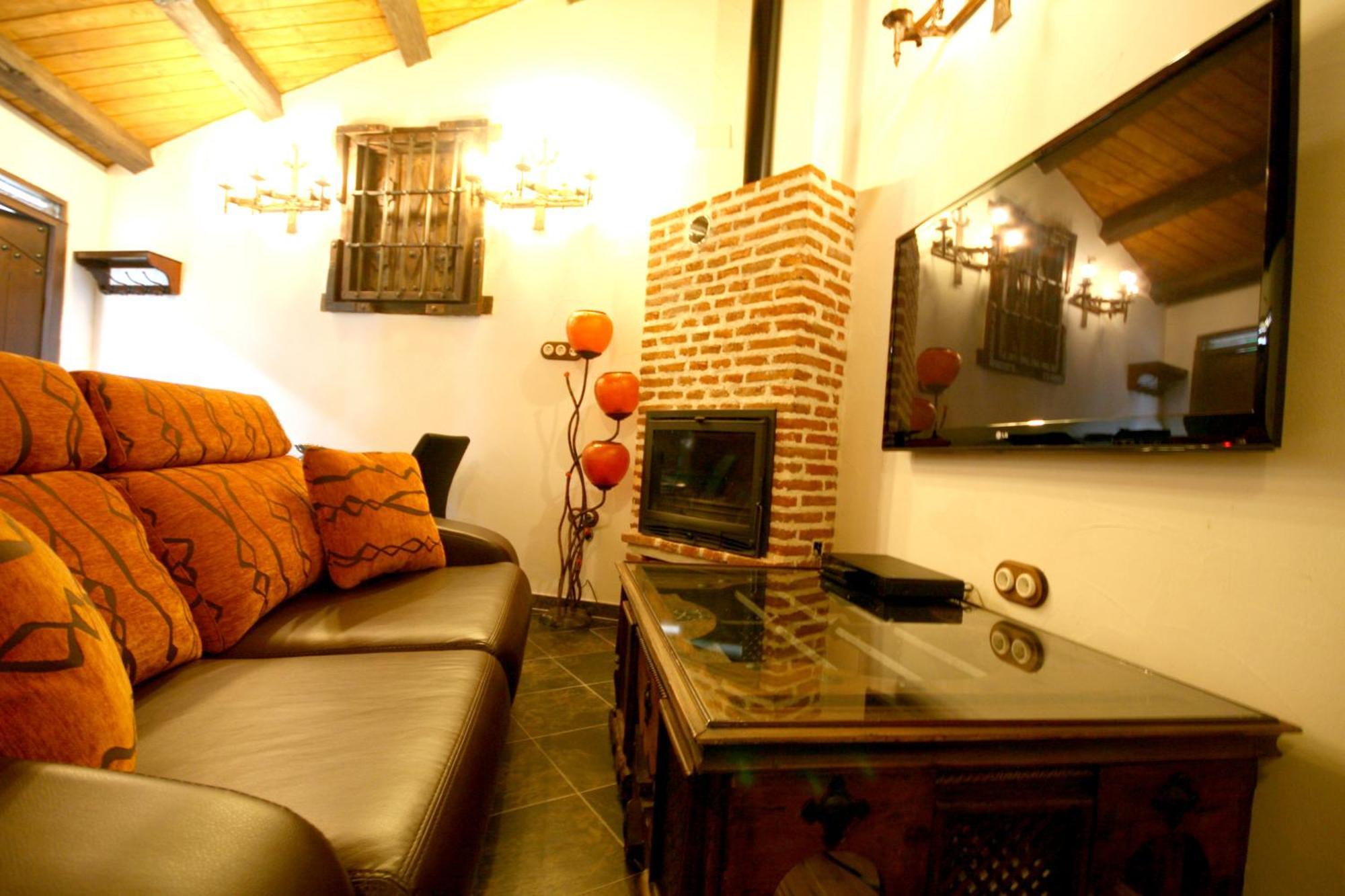 Casa De Cucu Navaluenga Villa Ávila Exterior photo